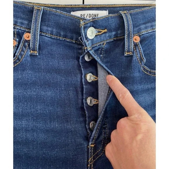 RE / Done‎ NWT 90s High Rise Loose Jeans in Deep Faded Blue Women's Size 26 NEW - Picture 3 of 12